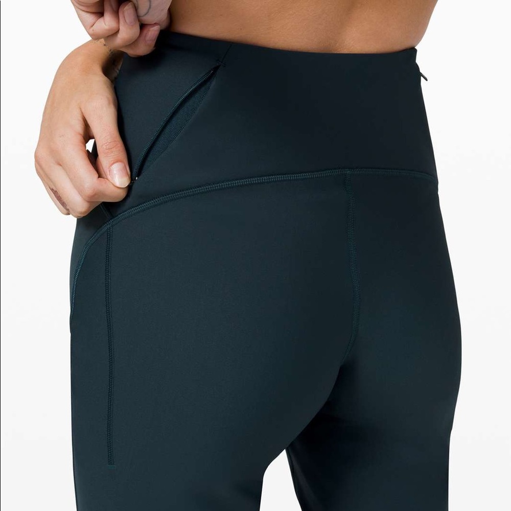 ⭐️HOST PICK⭐️ Lululemon Chase the Chill -Submarine